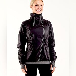 Lululemon Run: Inspire Jacket in Black